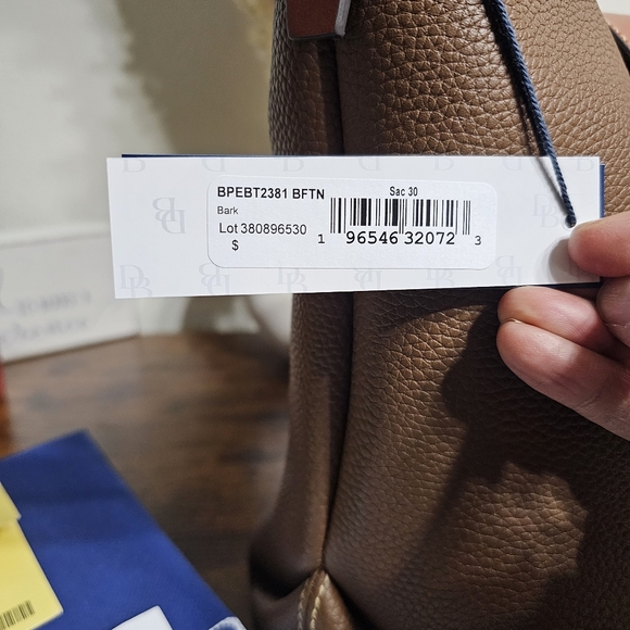 Dooney & Bourke Tan Leather Crossbody Bag - Picture 2 of 12